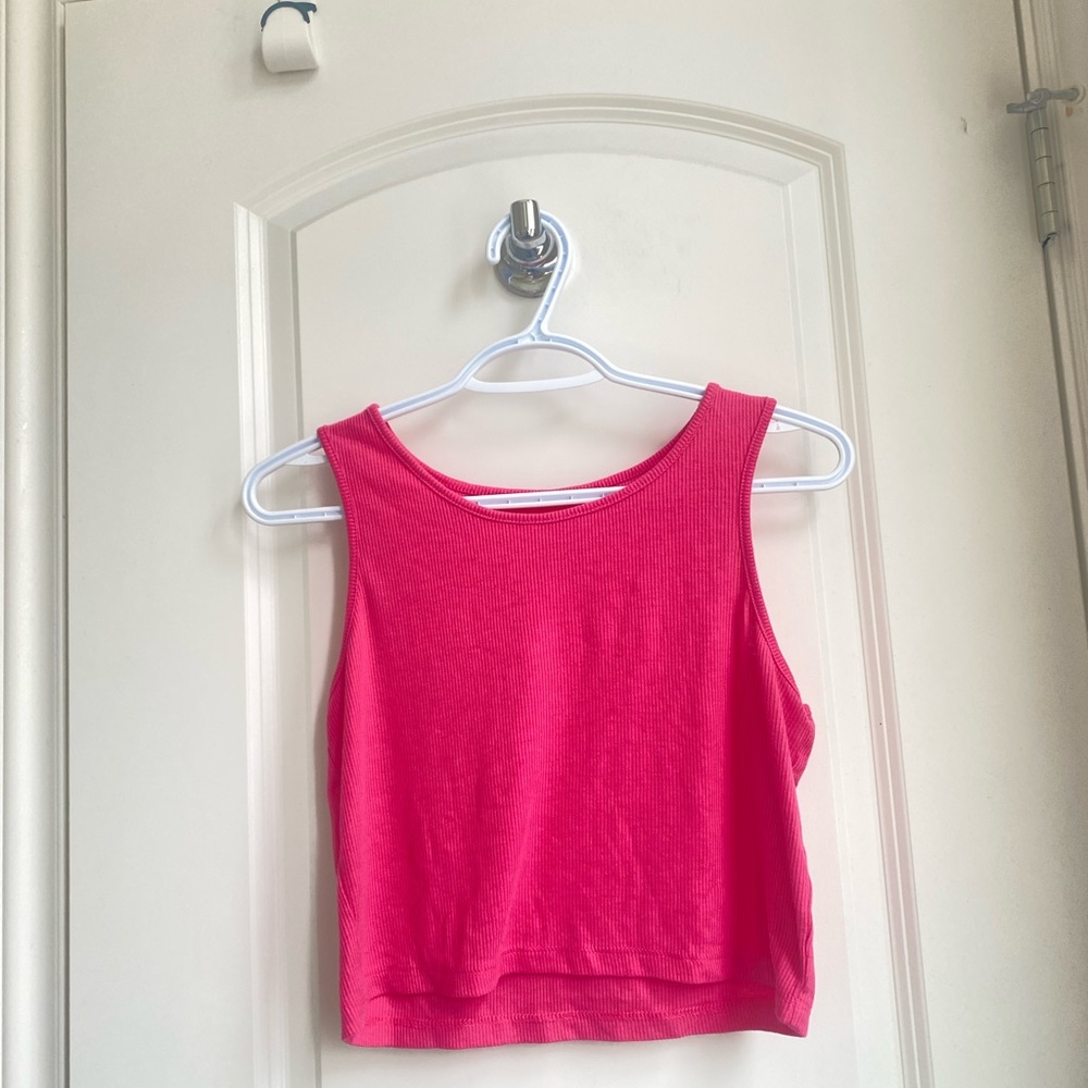 FREE W PURCHASE SHEIN pink tank! Size XL